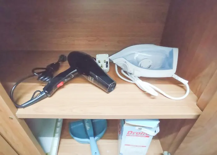 1a & Business In The Center!