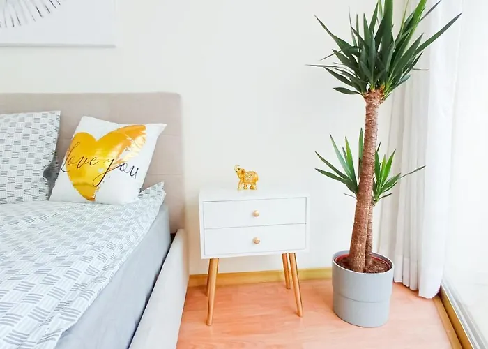 1a & Business In The Center! *